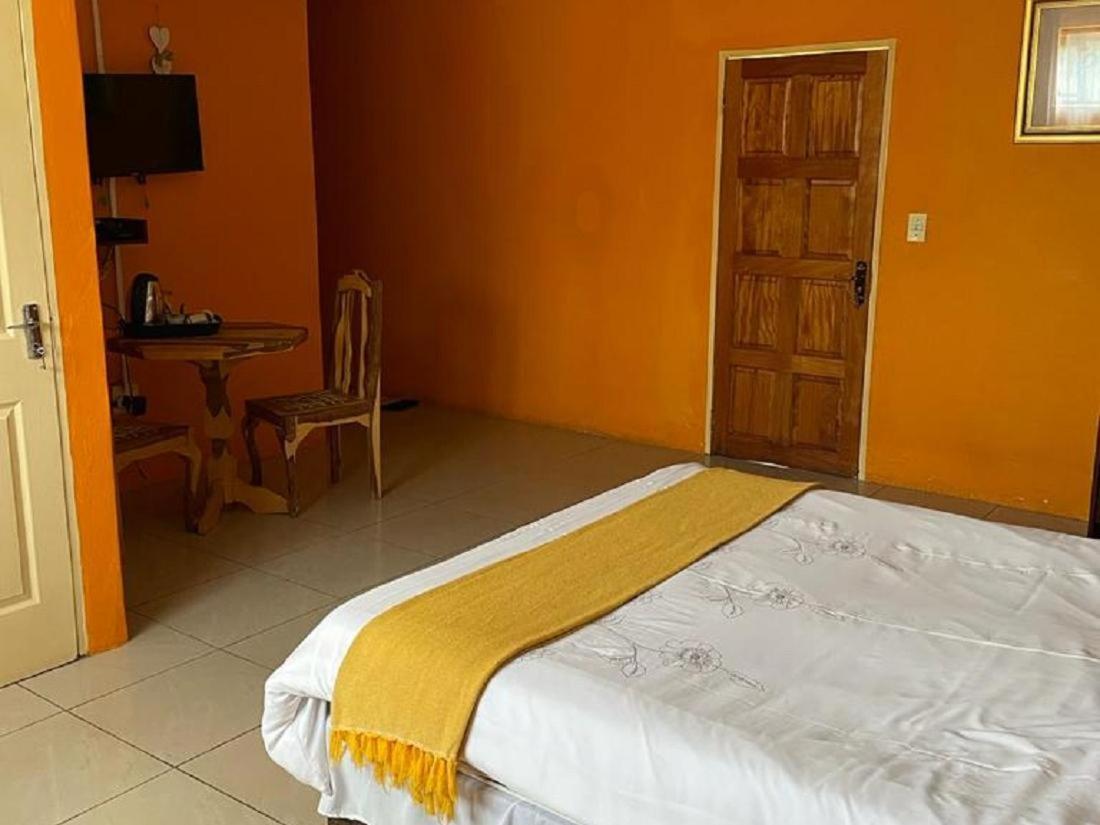 מלון בורחרספורט Khutsong Guests House מראה חיצוני תמונה